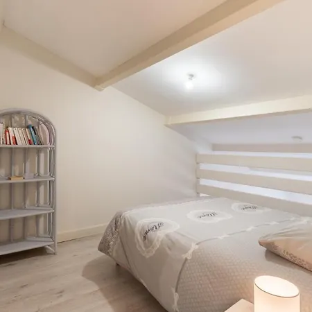 Cosy - 2 A 4 Pers - Aeroport - Vieux